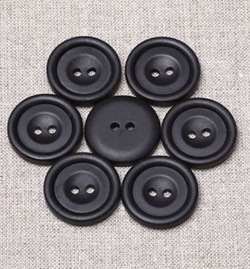 Unpolished 2 hole Horn Buttons - The Lining Company