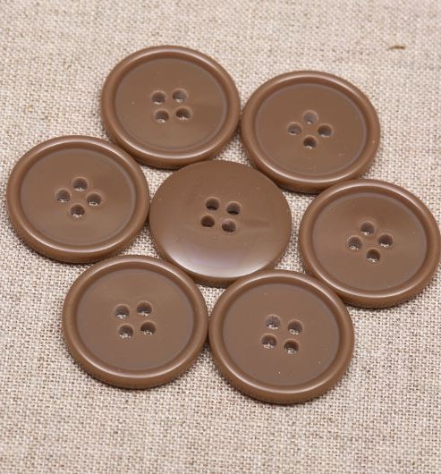 32L Thin Rim Polyester Buttons