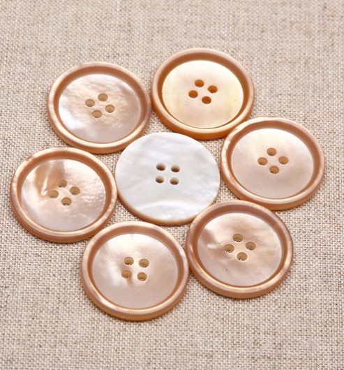 24L Champagne MOP Buttons