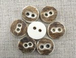 22L/14mm Natural Stag Horn Button - Natural